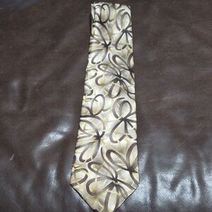 J. Garcia Gold and Black Patterned Tie